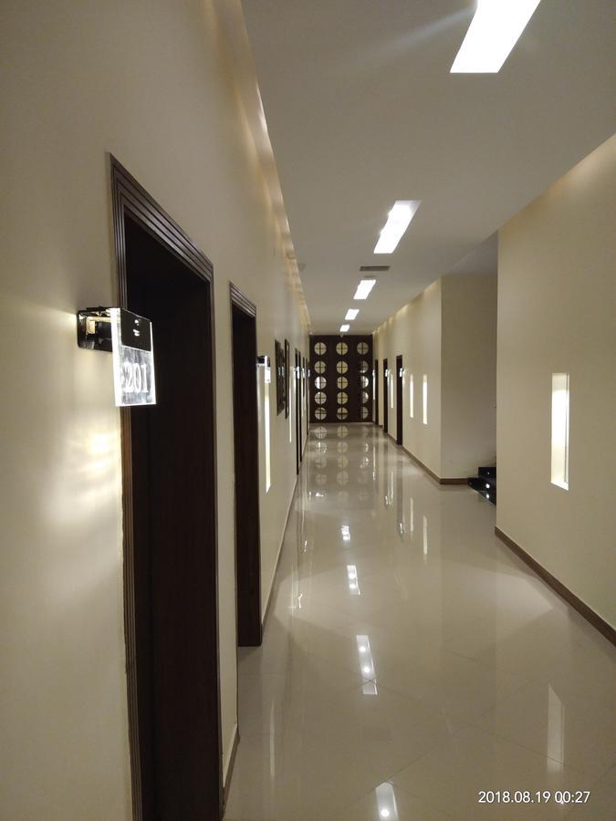 S Chalet Multan Extérieur photo